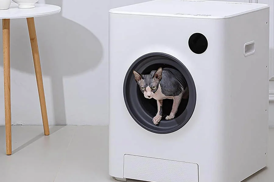 self cleaning litter box for large cats